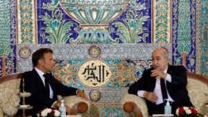 Lire la suite à propos de l’article Sentiment anti français : Emmanuel Macron réagit lors de sa visite en Algérie.