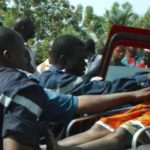 Lire la suite à propos de l’article Kaolack : Un accident entre un véhicule et  un Jakarta fait 02 morts sur le coup.