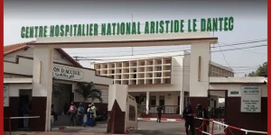 Lire la suite à propos de l’article Hôpital Ledantec : Les 58 dépouilles reposent désormais au cimetière de Yoff (Dakar).