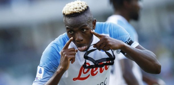 You are currently viewing Victor Osimhen victime de cris racistes à Vérone, une enquête ouverte
