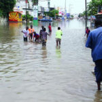 Lire la suite à propos de l’article Touba : Les inondations font un mort et plusieurs dégâts matériels notés.