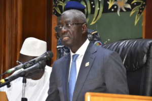 Lire la suite à propos de l’article Le Président de l’Assemblée nationale Amadou Mame Diop démissionne de son poste de directeur général.