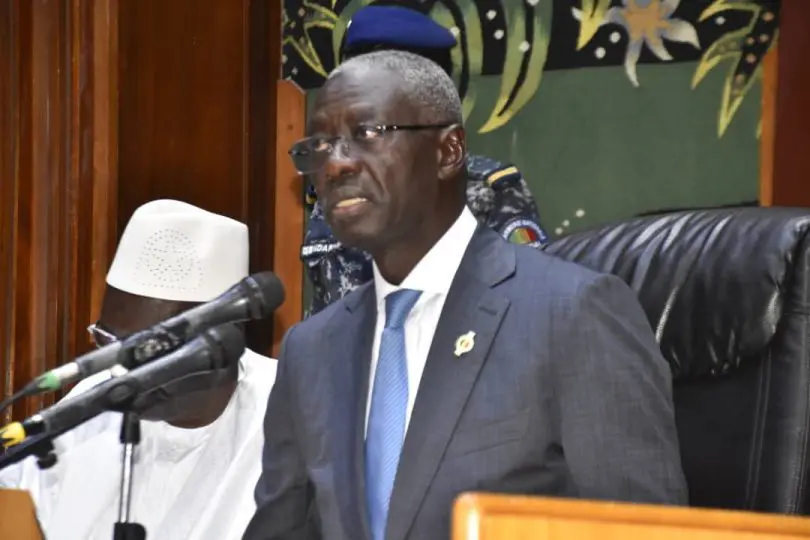 You are currently viewing Le Président de l’Assemblée nationale Amadou Mame Diop démissionne de son poste de directeur général.