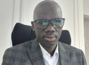 Lire la suite à propos de l’article Présidence de l’Assemblée nationale: petit précis de meurtres fratricides autour du perchoir (Par Cheikh Lamane Diop).