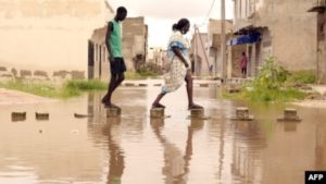 Lire la suite à propos de l’article Pluies à Dakar: Un jeune garçon,  d’une dizaine d’années, meurt électrocuté.