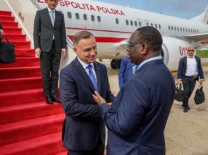 Lire la suite à propos de l’article Le Chef de l’État Macky Sall a recu en palais le polonais Andrzej Duda.