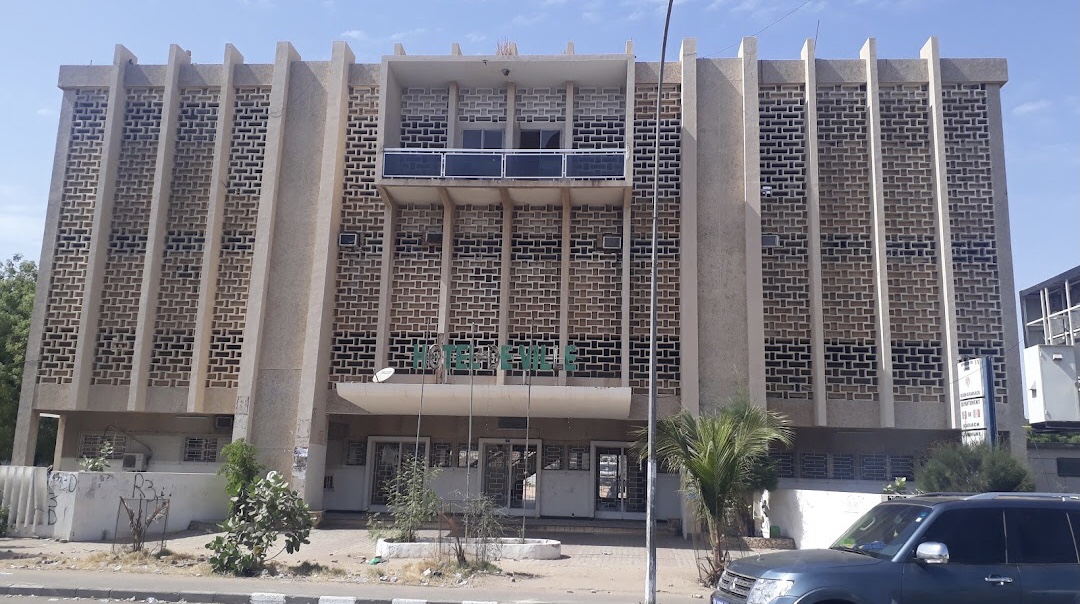 You are currently viewing Hotel de Ville de Kaolack: Les agents municipaux bloquent tous les services.