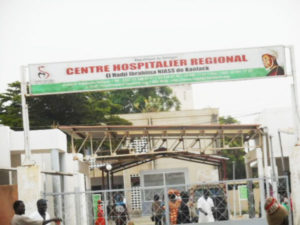 Lire la suite à propos de l’article Les agents de santé de l’hôpital El hadj ibrahima niass en grève.