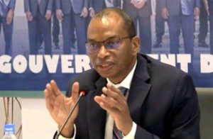 Lire la suite à propos de l’article Moussa Baldé, ministre de l’Enseignement Supérieur fixe ses priorités et urgences dans les universités.