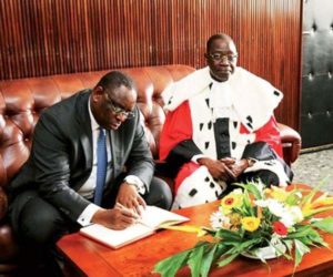 Lire la suite à propos de l’article Le Chef de l’État Macky Sall nomme Mamadou Badio Camara, président du Conseil Constitutionnel.