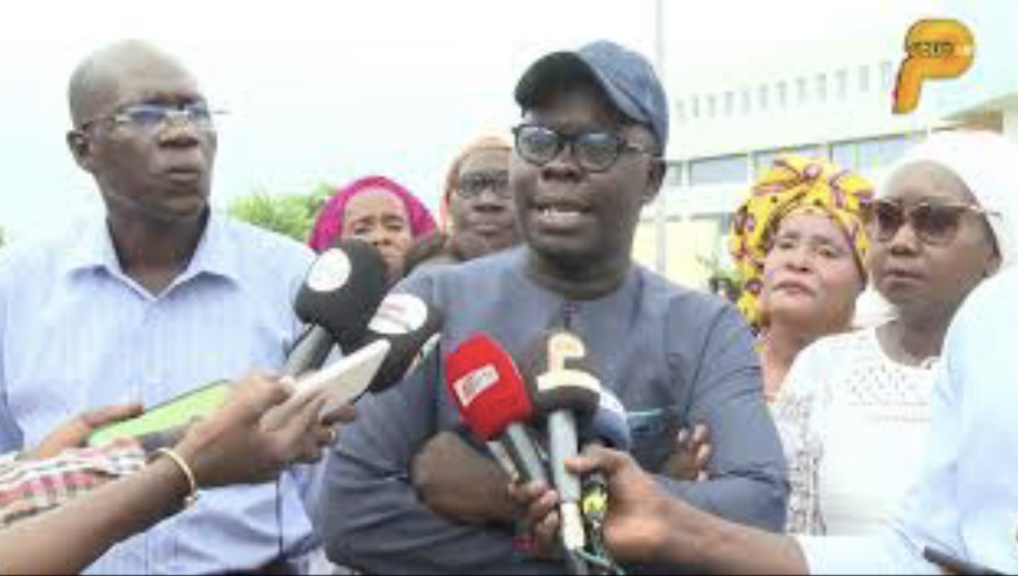 You are currently viewing Bassirou SAMB: “Macky Sall doit penser à sortir par la grande porte et arrêter d’instrumentaliser la justice”.