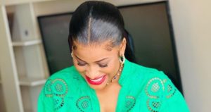 Lire la suite à propos de l’article Divorcée, Khady Ka refait surface et illumine la toile (Photos)
