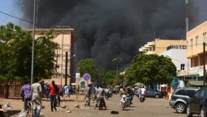 Lire la suite à propos de l’article Burkina Faso: L’Ambassade de France visé.