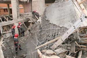 Lire la suite à propos de l’article Stade Iba Mar Diop: Un mur s’effondre, plusieurs blessés enregistrés.