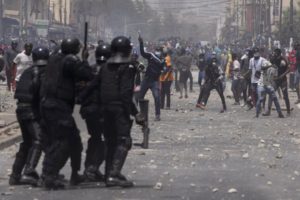Lire la suite à propos de l’article Convocation de Ousmane Sonko : Voici le dispositif sécuritaire de FDS pour éviter des « émeutes de mars bis »