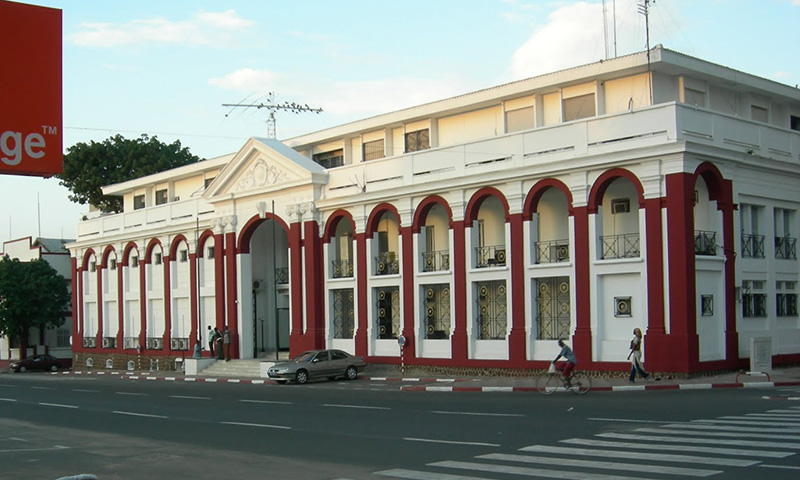 You are currently viewing Refus de Visas aux sénégalais par les Emirats : Le ministère des affaires étrangères dément.