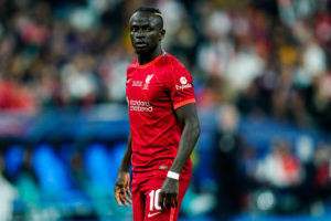 Lire la suite à propos de l’article Le palmarès impressionnant de Sadio Mané : Une place sur le podium du BO ?