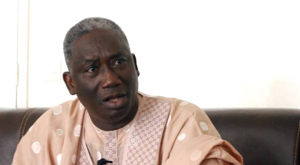 You are currently viewing Abdou Fall répond à Alioune Tine: » Ta place n’est pas dans la rue cher ami… »