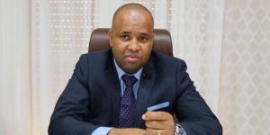 Lire la suite à propos de l’article Poste : Abdoulaye Bibi Baldé limogé.