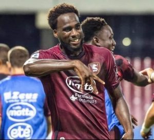 Lire la suite à propos de l’article Sport : Boulaye, encore buteur.