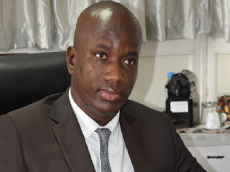 You are currently viewing Omar Boun Khatab n’est plus DG de Dakar Dem Dikk.
