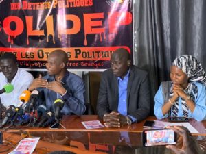 Lire la suite à propos de l’article Otages Politiques : Cheikh Barra Ndiaye et Cie dénoncent l’inertie des leaders de l’opposition.