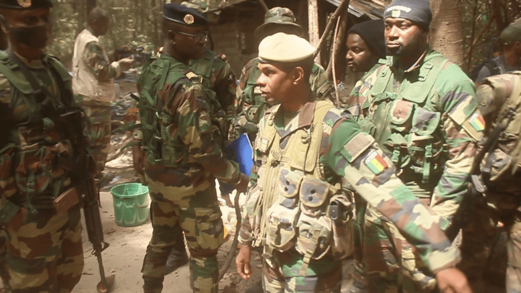 You are currently viewing nommé Général, le Cl Kandé dirige désormais l’Armée de terre.