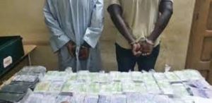 Lire la suite à propos de l’article Trafic de faux billets : un fils du ministre Mbaye Ndiaye alpagué