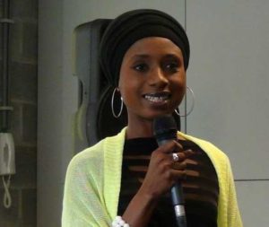 Lire la suite à propos de l’article Traitée de lesbienne, Maty 3 pommes porte plainte contre Thiaba, la fille de Fouta Tampi.