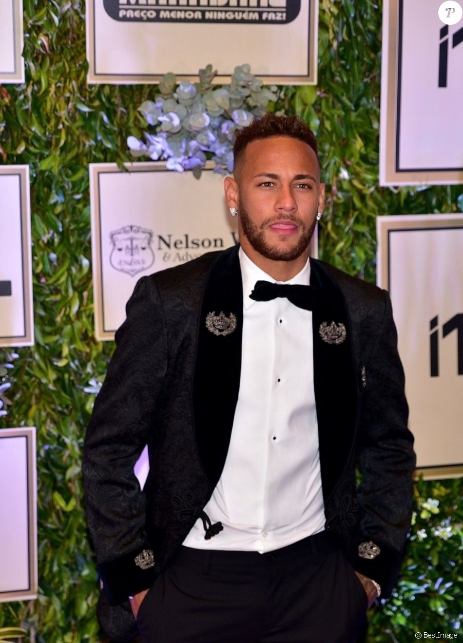 You are currently viewing Neymar Jr : Vinicuis Jr, 8eme ? Ce n’est pas possible.