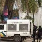 Lire la suite à propos de l’article Touba: Un tik tokeur arrêté pour insulte aux agents de police, le maire de Mbacké… (Vidéo)