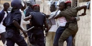Lire la suite à propos de l’article MIXTA : Les agresseurs font front aux policiers.