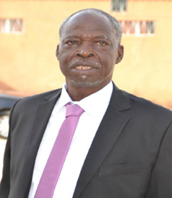 You are currently viewing Le patron d’Afrika Jom Center Alioune Tine, annonce  le décès du Pr Pandaré.