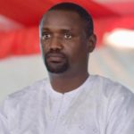 Lire la suite à propos de l’article Explosion de Nébé : Samba Ndiobéne Ka au chevet des familles des victimes.