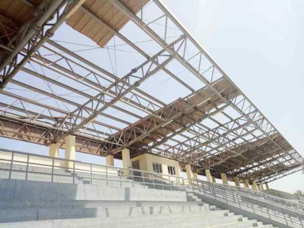 You are currently viewing Stade Aline Sitoè Diatta : La tribune découverte interdite d’accès