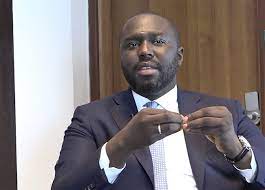 Lire la suite à propos de l’article Abdou Karim Fofana : « Sonko doit connaitre le même sort que Pape Alé »