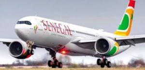 Lire la suite à propos de l’article Air Sénégal : Des vols reportés, les passagers très en colère.