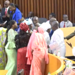 Lire la suite à propos de l’article A.N : Amy Ndiaye s’attaque à Serigne Moustapha Sy, les travaux bloqués par l’opposition.