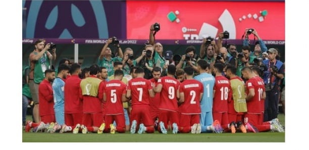 You are currently viewing Qatar : Les joueurs iraniens refusent de chanter l’hymne national.