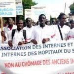 Lire la suite à propos de l’article Grève des internes des Hôpitaux : Le directeur de la santé en médiateur.