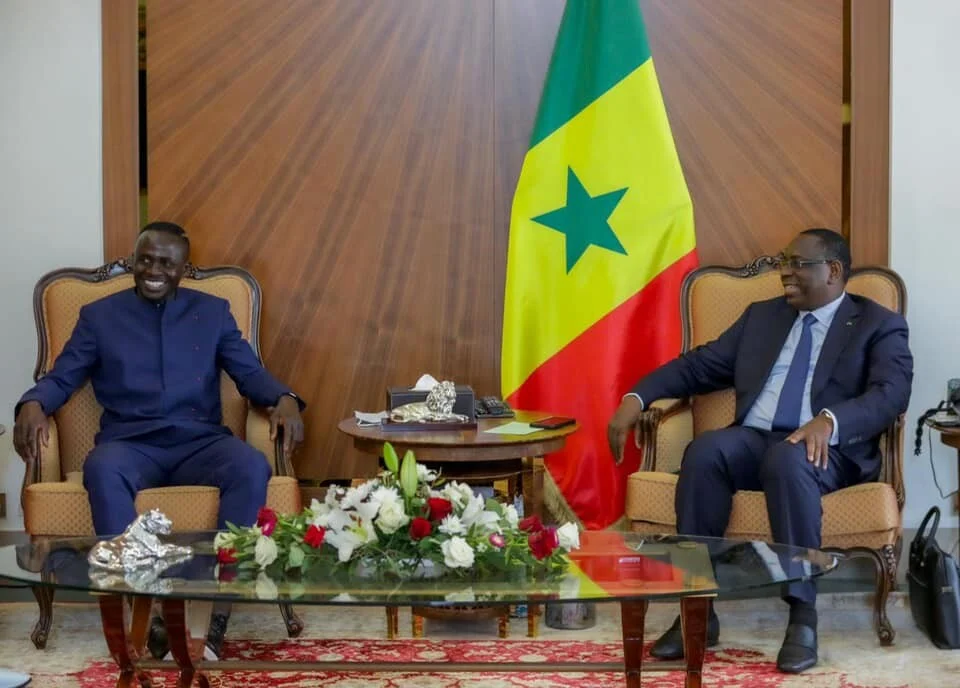 You are currently viewing Le message du Président à Sadio Mané.