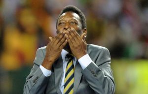 Lire la suite à propos de l’article Pelé décédé : trois jours de deuil au Brésil, un tribut mondial.