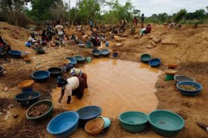 Lire la suite à propos de l’article Frontière Sénégal-Mali : L’armée détruit les sites d’orpaillage clandestins