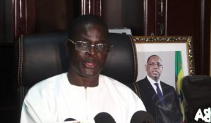 Lire la suite à propos de l’article Le maire de Touba Abdoul Lahad Ka trainé en justice pour escroquerie