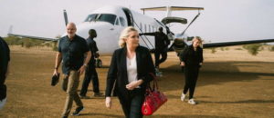 Lire la suite à propos de l’article Rencontre secrète entre Marine Le Pen et le président Macky Sall