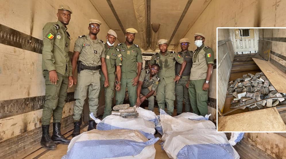 You are currently viewing 430 KG de drogue saisis par la Douane à Kidira