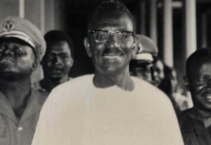Lire la suite à propos de l’article Cheikh Anta Diop , 37 ans déjà !
