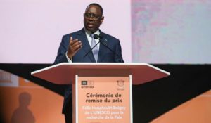 Lire la suite à propos de l’article Macky Sall représente le président Abdou Diouf à Yamoussoukro