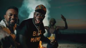 Lire la suite à propos de l’article « Compétition »: Elzo JamDong demande l’appréciation des internautes sur sa nouvelle clip (Photos)