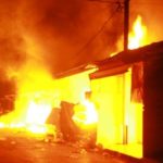Lire la suite à propos de l’article Les raisons et bilan de l’incendie au marché Occas de Touba; la troisième en un mois